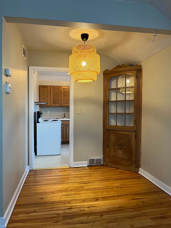 Photo - 338 E Oklahoma Ave Unit 4