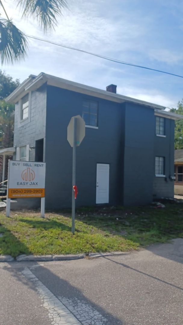 Photo - 1024/1026 W 8th St. Unidad 1026