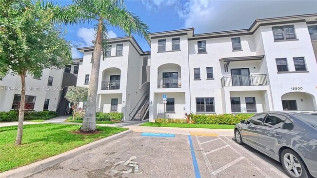 Building Photo - 15500 SW 136th St Rental