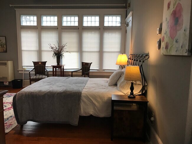 Photo - 600 Devereux St Unidad A