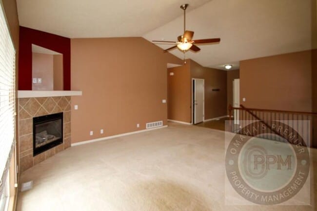 Photo - Beautiful 5Bd/3Ba House! | Papillion, Ne!