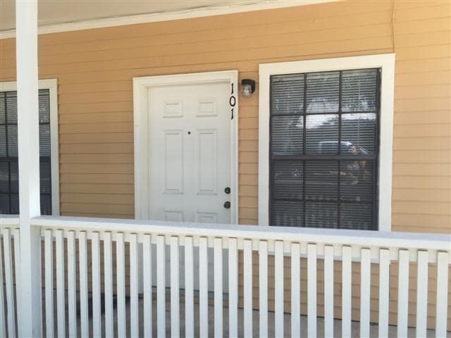 Building Photo - 619 W 37th St Unit 101