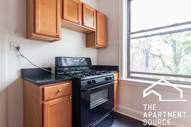 Photo - 4112 N Broadway Unit 2