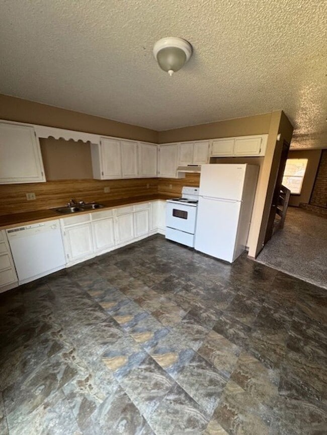 Photo - Cozy 2 Bedroom Duplex Central Norman