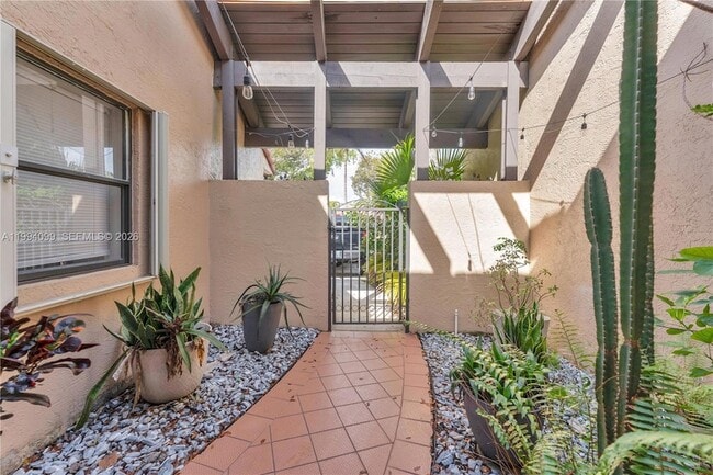 Photo - 10003 Costa Del Sol Blvd