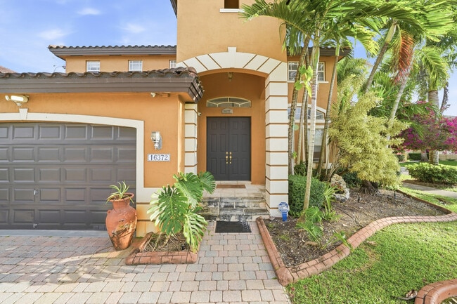 Photo - 16372 SW 62nd Ter