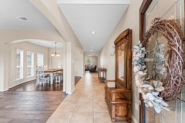 Photo - 406 Oak Stream Dr