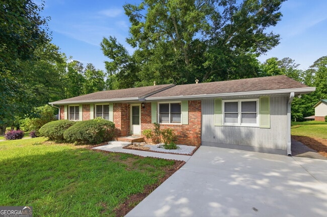 Building Photo - 4400 Winding Creek Dr