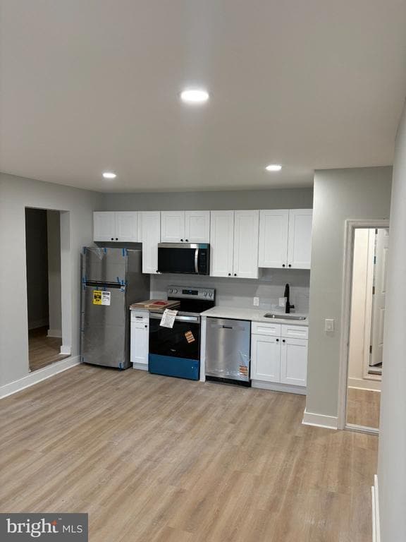 Building Photo - 7406 Bristol Pike Unit 4