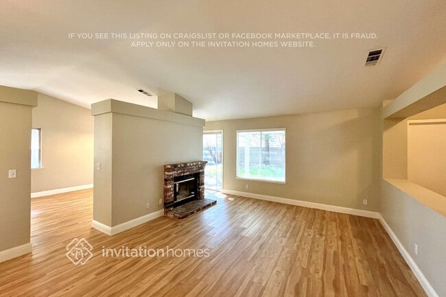 Photo - 2522 Drummond Dr