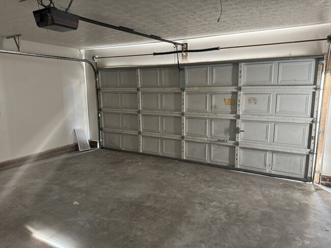 Photo - 106 S Forest Dr