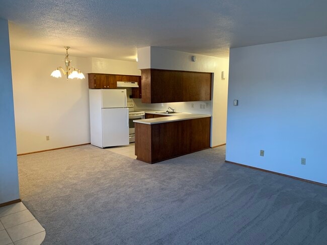 Building Photo - Miramar Unit 5 Rental