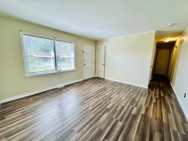 Photo - 710 Latimer Ave