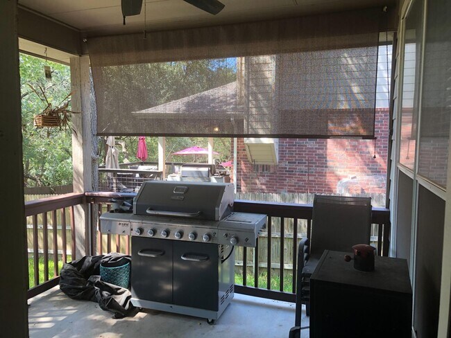 3428 Dartmouth Cove