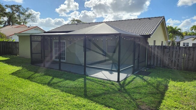 Photo - 21324 Chinaberry Dr