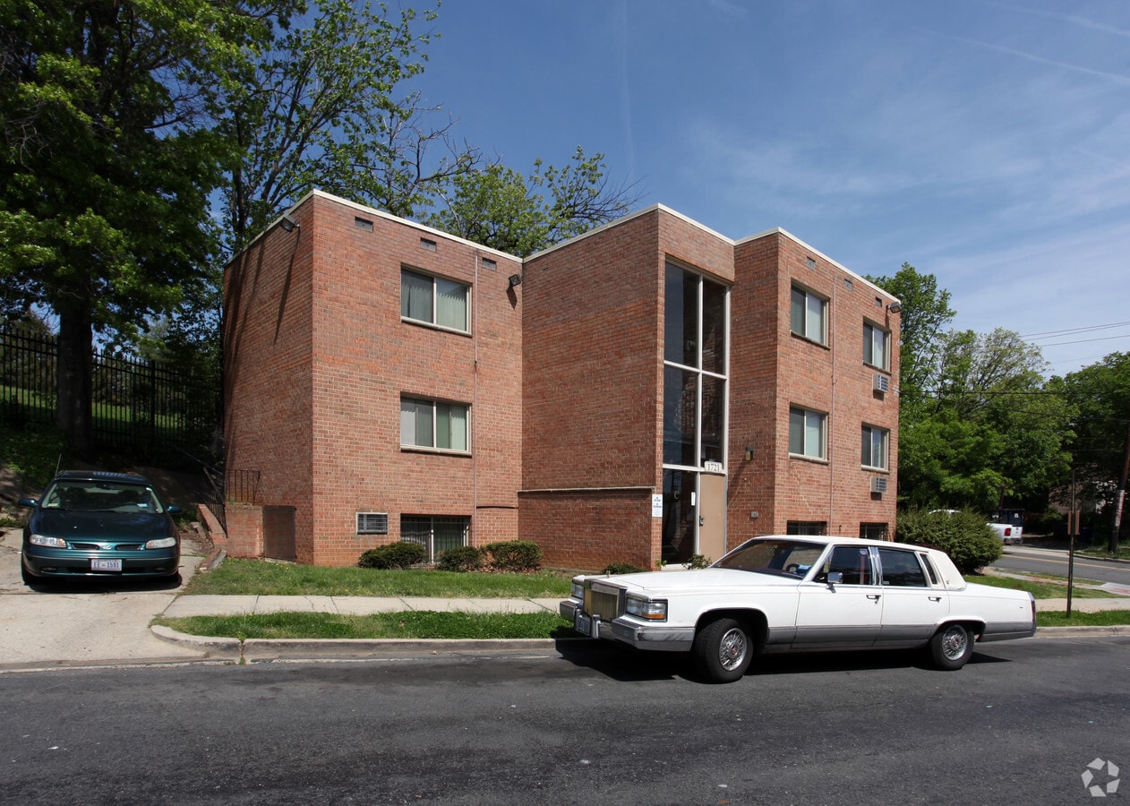 Corcoran House Apartments - Corcoran House Apartments