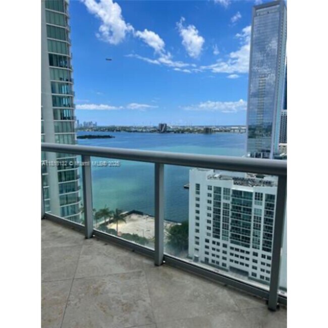 Photo - 480 NE 30th St