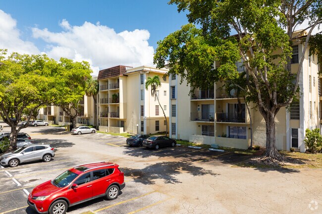 Photo - Capri Gardens Condominiums