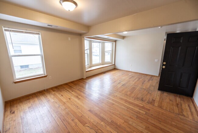 520 W Mifflin St