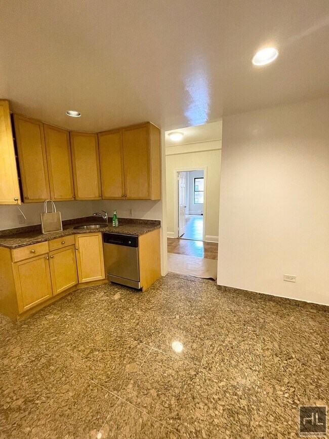 Photo - WEST 79 STREET Unit 5B