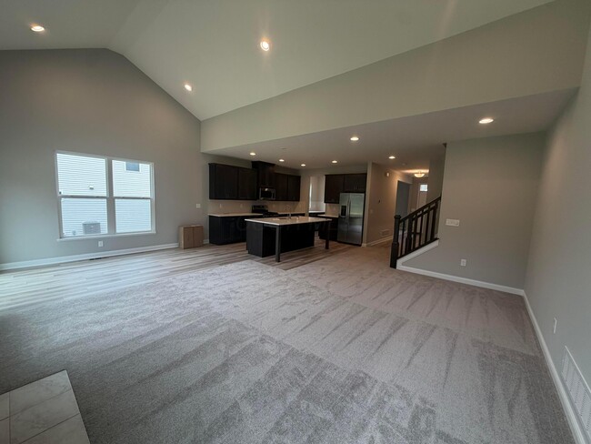 9630 Lennon Ln
