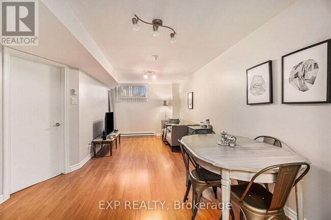 Photo - 640 Morin St