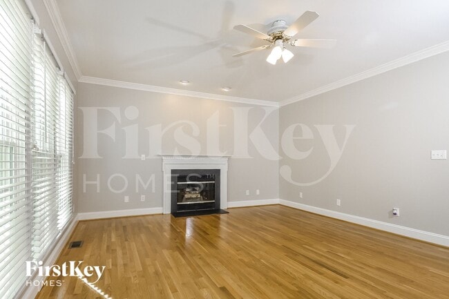 Photo - 11 Stonebury Ct