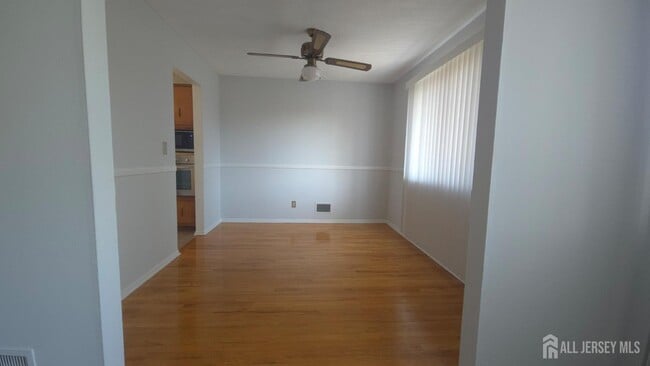 Photo - 89 Van Buren Ave Unit 2