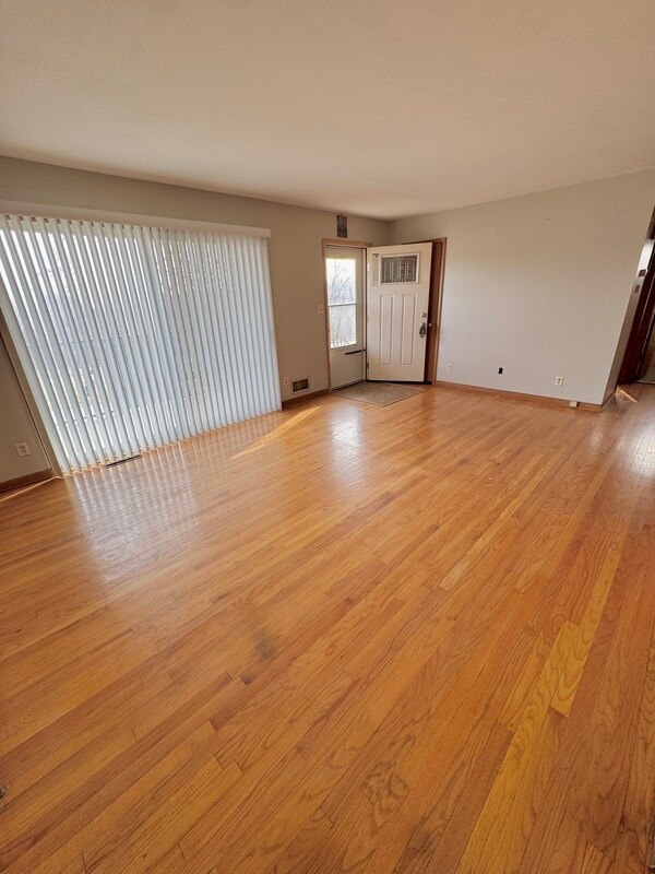 Photo - 128 Wabash Ave