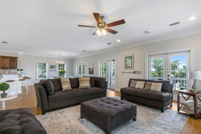 Photo - 8008 Belle Fontaine Dr Unit ID1268887P