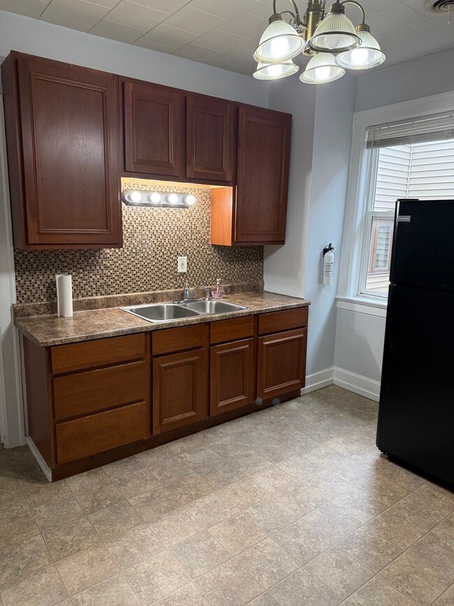 Photo - 7425 W Greenfield Ave Unidad #1