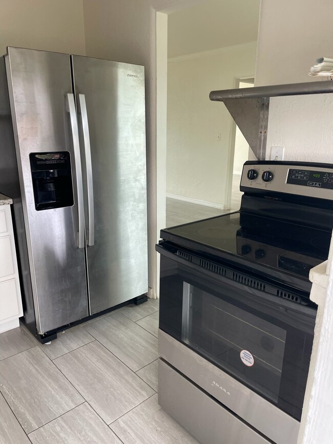 Photo - 616 Riverview Blvd Unit 2