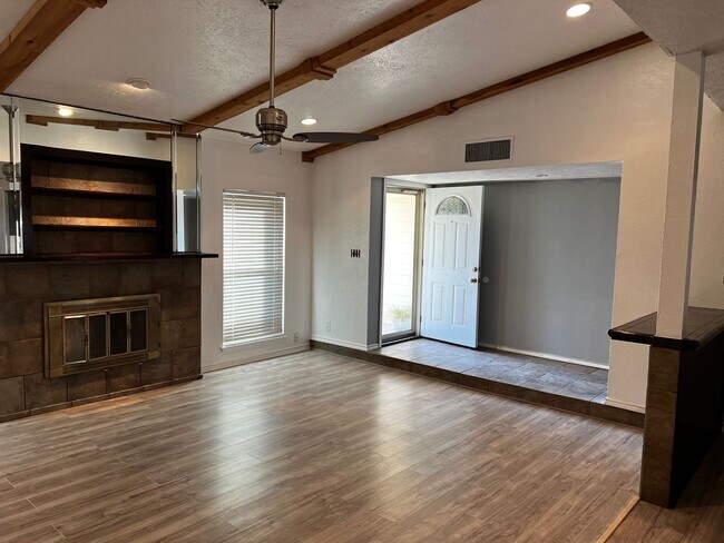 Photo - Peters Colony