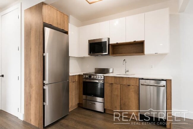 Photo - Lexington Avenue Unit 3F