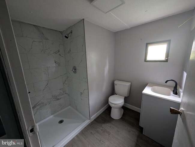 Building Photo - 125 Santilli Rd Rental