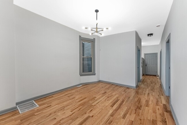 Photo - 6602 S Marquette Rd