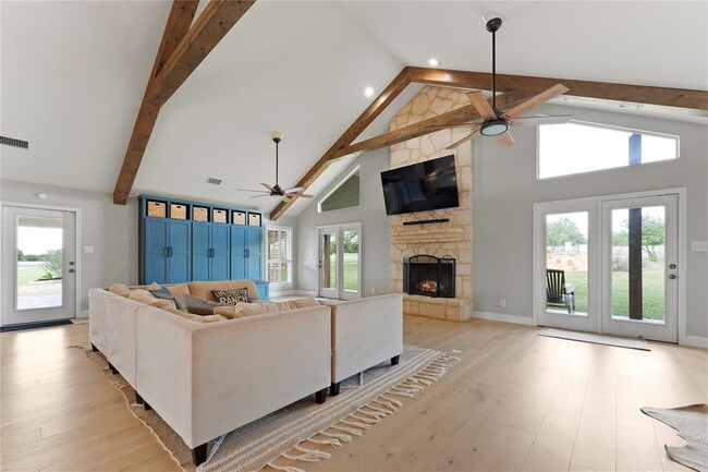 Photo - 294 Hidden Creek Dr