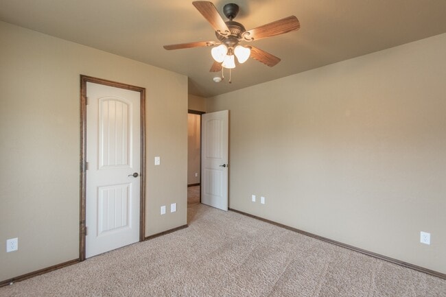 Photo - 701 Lindsey Ln