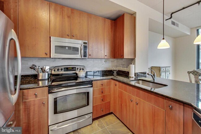 Photo - 520 John Carlyle St Unit 318