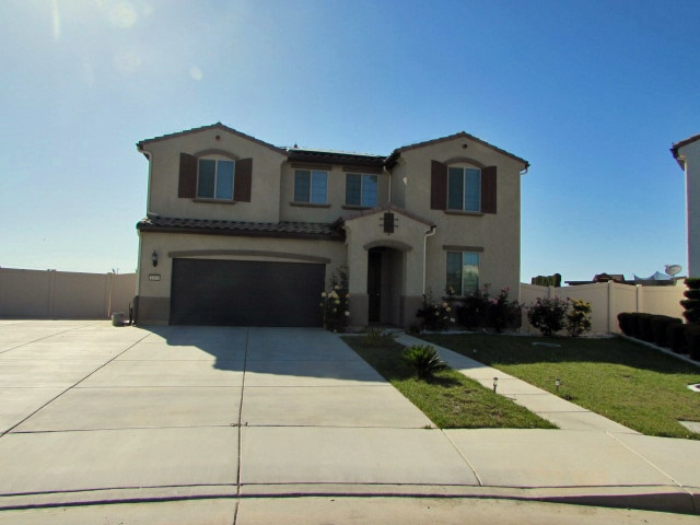 Spacious 5-Bedroom Home with Loft, Solar P... - Spacious 5-Bedroom Home with Loft, Solar P...