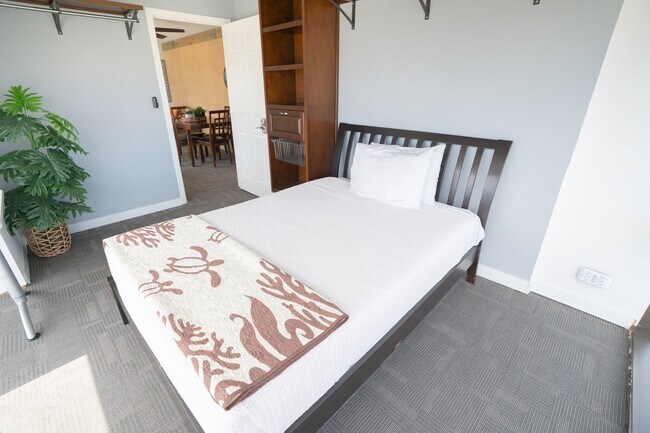 Photo - 1750 Kalakaua Ave