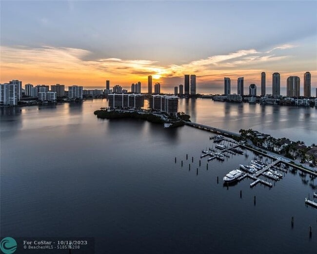 Photo - 7000 Island Blvd Unidad PH-06
