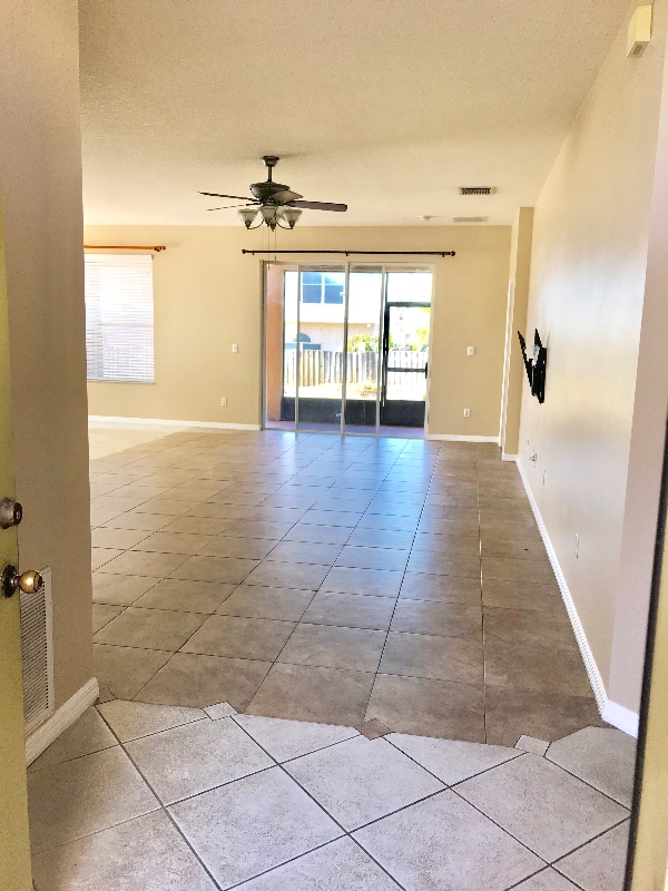 Photo - 4654 Redmond Pl