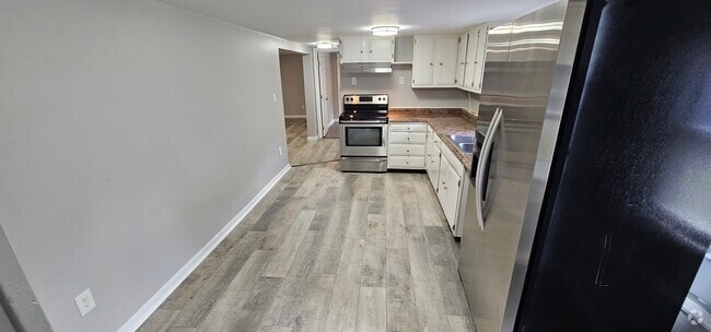Building Photo - 18 Congress St Unit Lower Level Rental