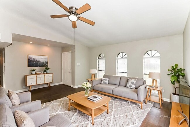 Photo - 6914 Pickett Dr