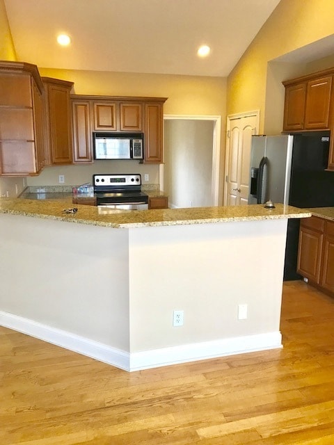 Photo - Maryville City 37801 - 4 bedroom 3 bath - call Dick Cutler 865-254-1940