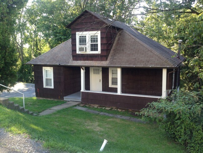 Photo - 377 Gilmore St Unidad 377A