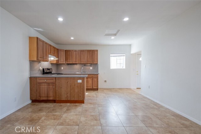 Photo - 10407 McClemont Ave