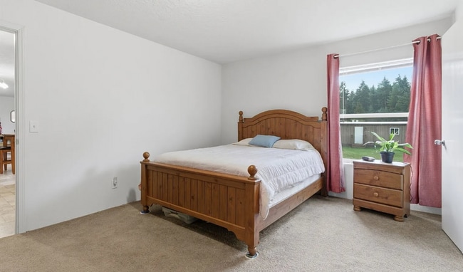 Photo - 19141 Joselyn Rd SW