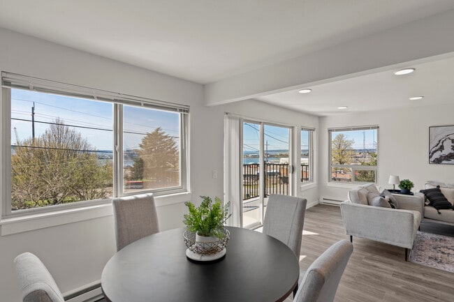 Photo - Nassau Heights